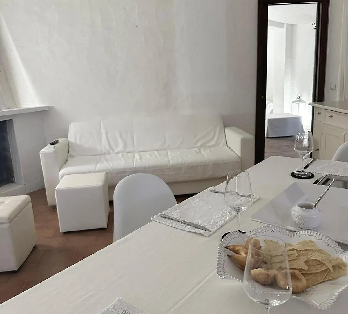 I Massi 2 La Maddalena Villa Con Terrazze Nel Villaggio Piras Holiday home
