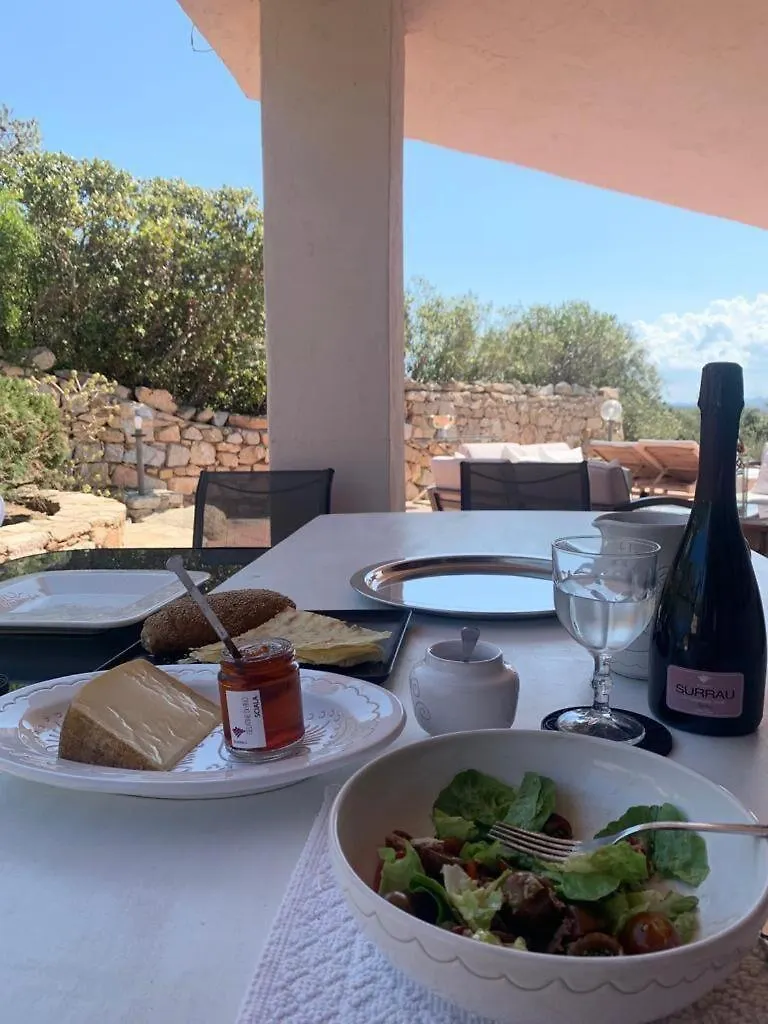 I Massi 2 La Maddalena Villa Con Terrazze Nel Villaggio Piras Holiday home La Maddalena (Sassari)
